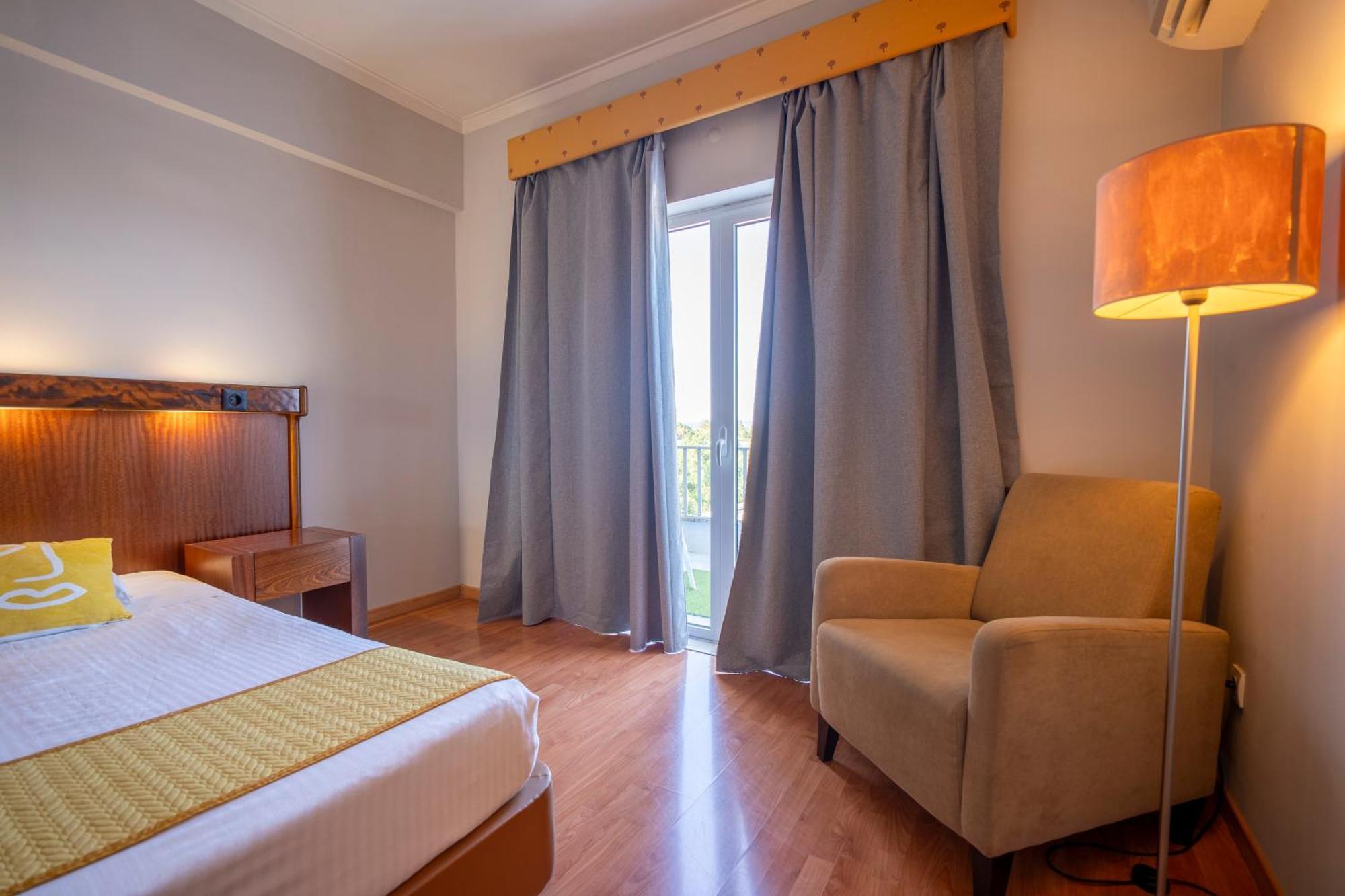 Hotel Onix Viseu Exterior photo